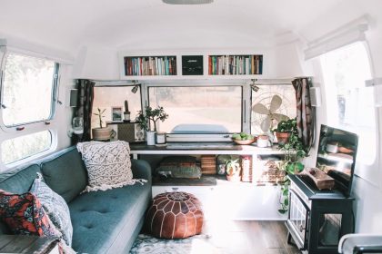 12 Inspiring Tiny House Interiors - How to Decorate a Tiny Home | Apartment  Therapy