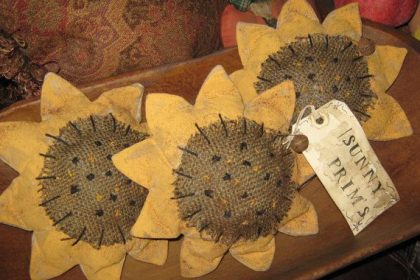 Pinterest Craft Ideas | Primitive Craft Ideas| Primitive Craft Ideas /  Grater - This would also be nice … | Primitive crafts, Sunflower crafts,  Primitive sunflowers